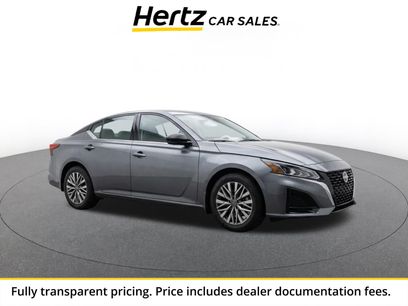 Used 2025 Nissan Altima 2.5 SV
