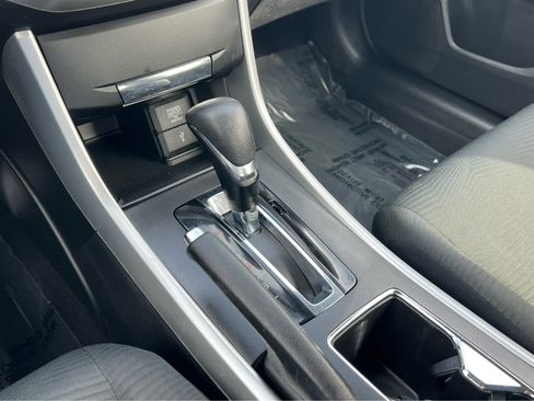 Used 2015 Honda Accord LX image 24