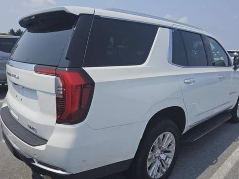 Used 2025 GMC Yukon Denali AWD/4WD image 12