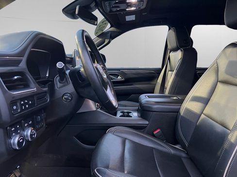 Used 2024 GMC Yukon XL SLT image 24