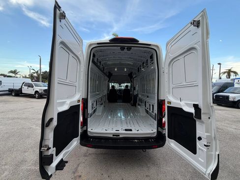 Used 2025 Ford Transit 250 148 High Roof Extended RWD image 5