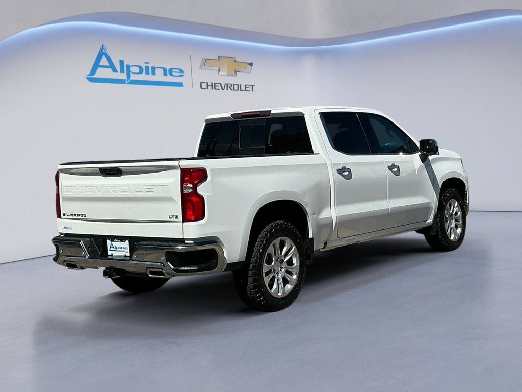 Used 2023 Chevrolet Silverado 1500 LTZ w/ LTZ Premium Package AWD/4WD image 5