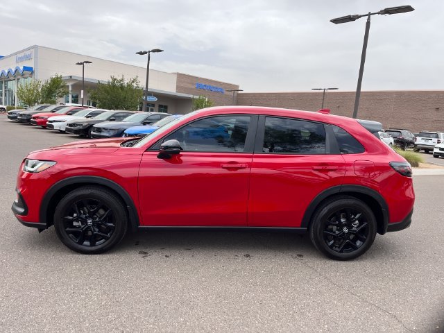 Certified 2025 Honda HR-V Sport image 8