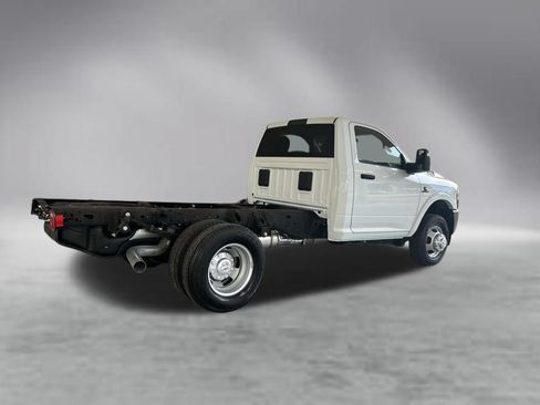 Used 2024 RAM 3500 Tradesman RWD image 3