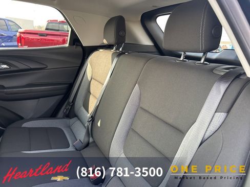 Used 2023 Chevrolet TrailBlazer LT image 40