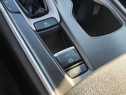 Used 2019 Honda Accord LX image 20