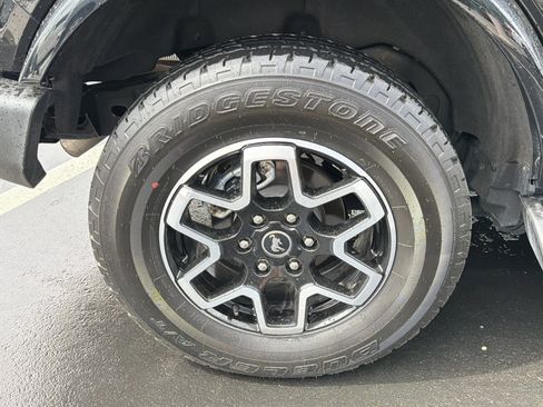 Certified 2025 Ford Bronco Outer Banks AWD/4WD image 14