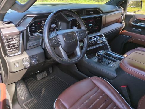 Certified 2023 GMC Sierra 1500 Denali Ultimate AWD/4WD image 2