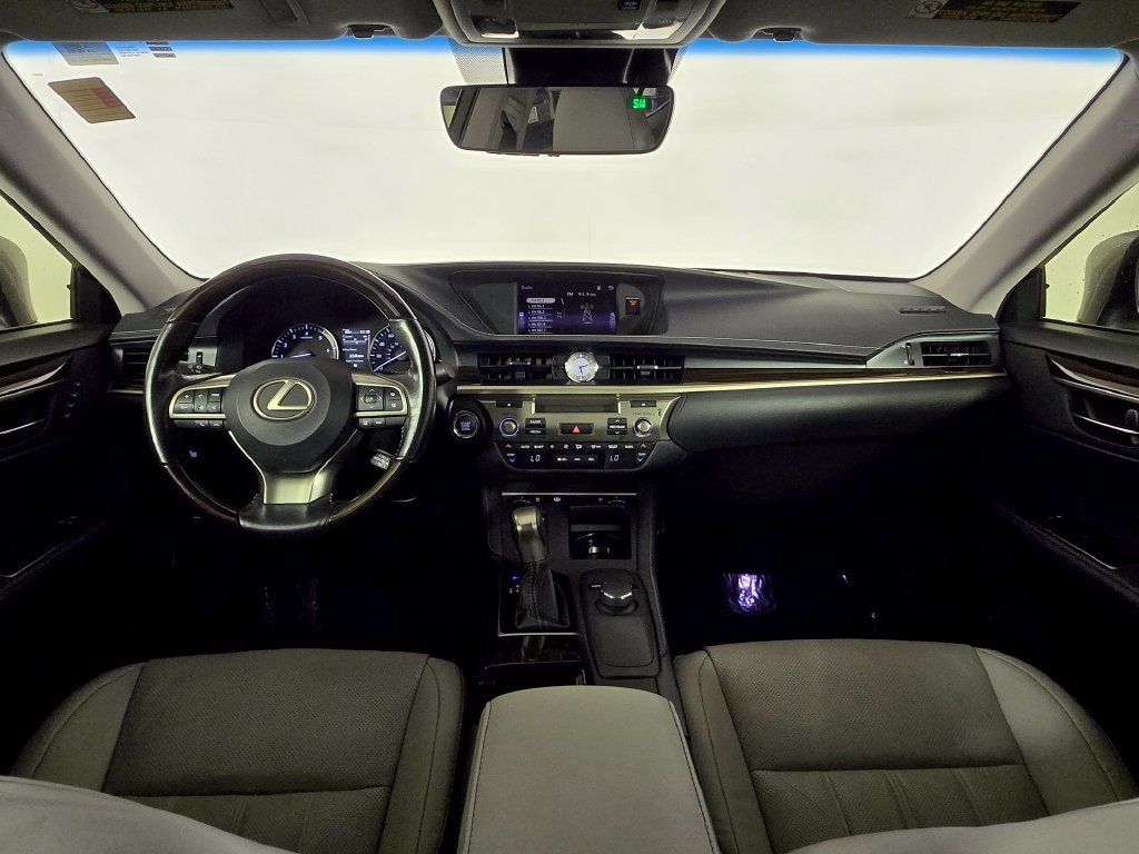 Used 2017 Lexus ES 350 FWD image 7