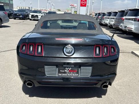 Used 2013 Ford Mustang GT RWD image 5