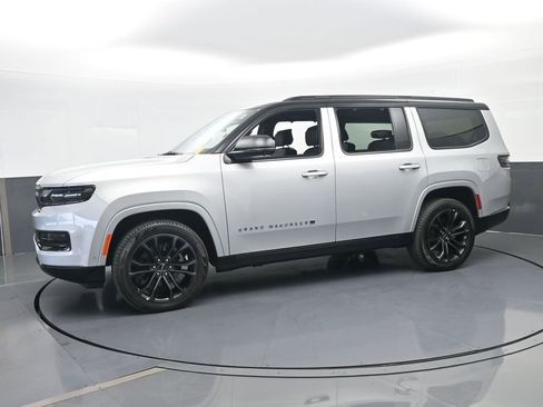 Used 2024 Jeep Grand Wagoneer Series II w/ Quick Order Packagew 28T image 2