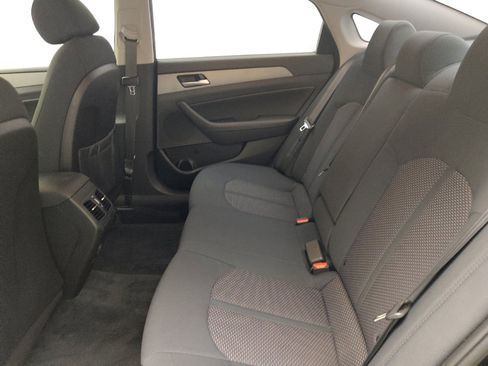 Used 2019 Hyundai Sonata SEL FWD image 18