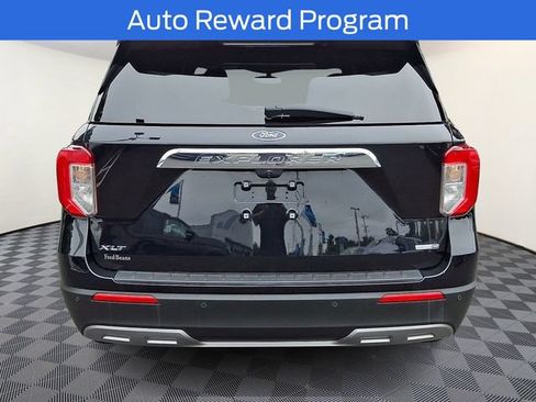Certified 2020 Ford Explorer XLT w/ Equipment Group 202A AWD/4WD image 5