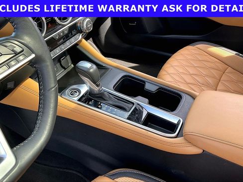 Used 2024 Nissan Sentra SV w/ SV Premium Package FWD image 14