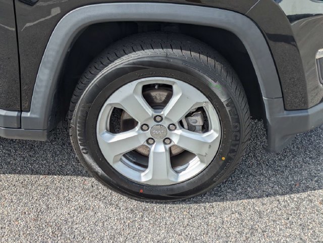 Used 2021 Jeep Compass Latitude AWD/4WD image 14