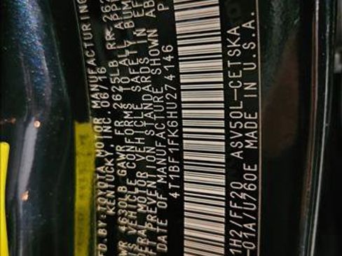 Used 2017 Toyota Camry SE w/ Moonroof Package image 25