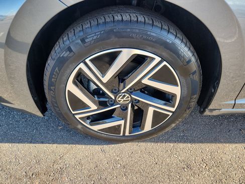 Used 2022 Volkswagen Jetta SEL image 27