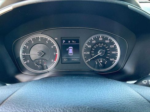 Used 2019 Hyundai Santa Fe SE image 23