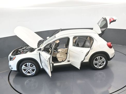 Used 2018 Mercedes-Benz GLA 250 image 67