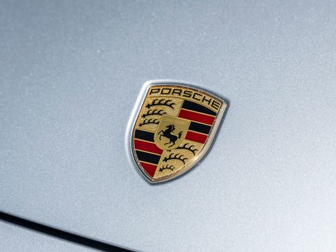 Certified 2022 Porsche Cayenne image 16
