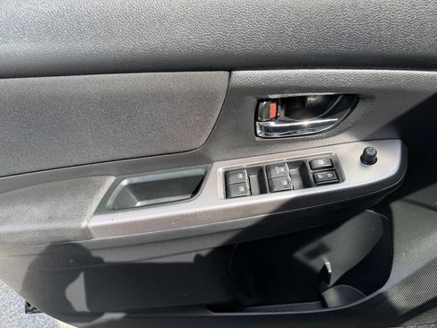 Used 2016 Subaru Impreza 2.0i Premium AWD/4WD image 28