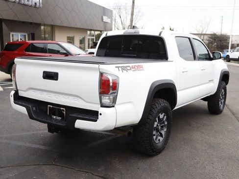 Used 2023 Toyota Tacoma TRD Off-Road image 3