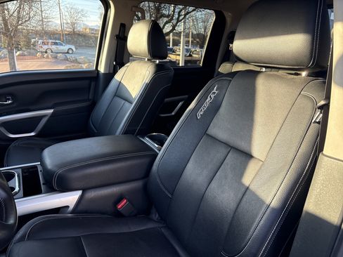 Used 2018 Nissan Titan PRO-4X w/ Pro-4x Convenience Package image 14