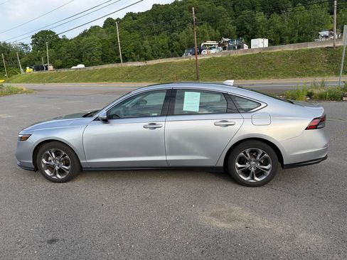 Used 2024 Honda Accord EX image 8