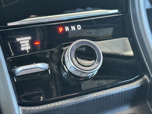 New 2025 Jeep Grand Cherokee Limited w/ Black Appearance Package image 21