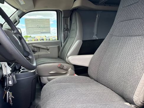 New 2026 GMC Savana 3500 Extended w/ Driver Convenience Package RWD image 13
