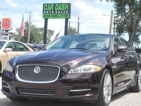 Used 2011 Jaguar XJ L RWD image 3