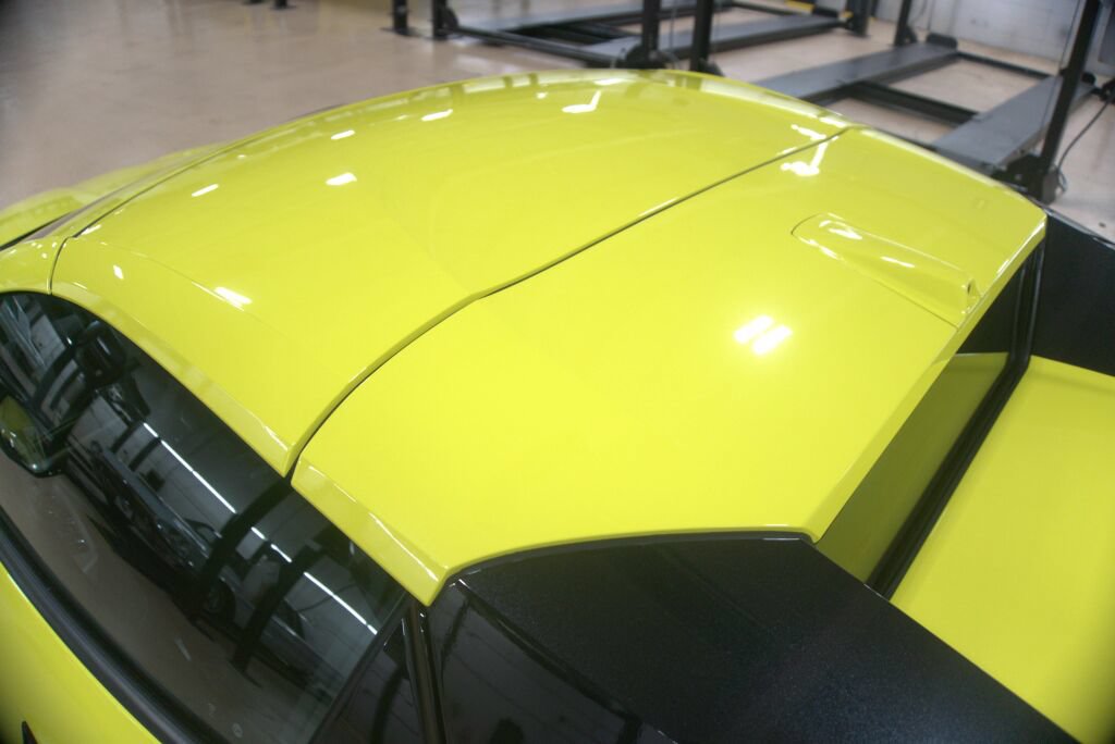 Used 2024 Chevrolet Corvette Z06 RWD image 18