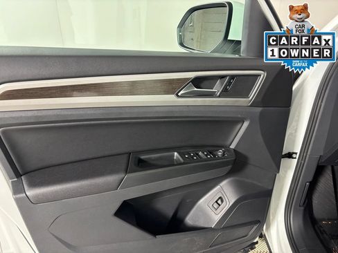 Used 2018 Volkswagen Atlas SEL AWD/4WD image 12