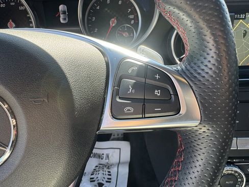 Used 2017 Mercedes-Benz SLC 300 image 29