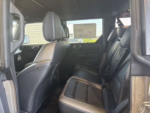 New 2025 Ford Bronco Outer Banks image 20