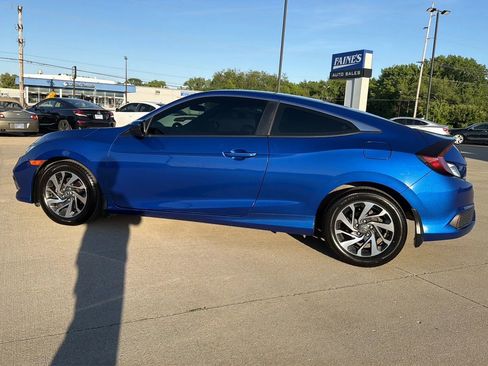 Used 2020 Honda Civic LX image 9
