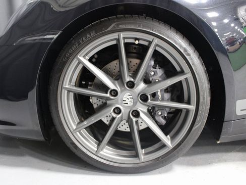 Certified 2024 Porsche 911 Carrera T image 17