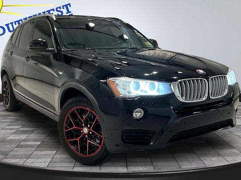 Used 2017 BMW X3 sDrive28i w/ Premium Package 3 RWD image 3