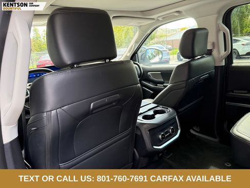 Used 2025 Ford Expedition Max Platinum AWD/4WD image 32