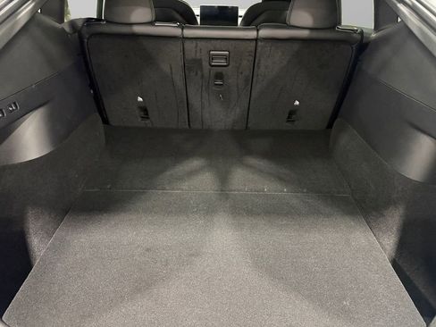 Used 2022 Tesla Model Y Performance image 5
