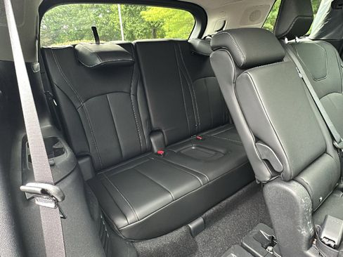 New 2026 INFINITI QX60 Luxe w/ Cargo Package image 11