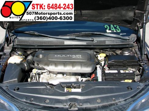 Used 2015 Chrysler 200 Limited w/ Convenience Group image 34