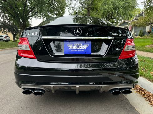 Used 2008 Mercedes-Benz C 63 AMG Sedan w/ Multimedia Pkg image 19