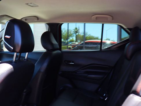 Used 2020 Nissan Kicks SR w/ SR Premium Package FWD image 34
