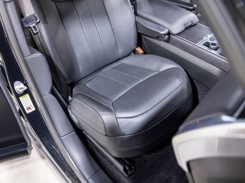 Used 2023 Land Rover Range Rover SE image 30