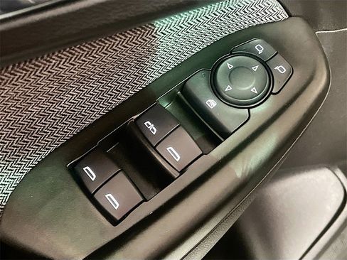 Used 2022 Chevrolet TrailBlazer LT w/ Driver Confidence Package image 17