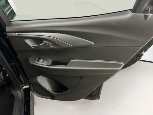 Used 2025 Chevrolet TrailBlazer LT AWD/4WD image 30