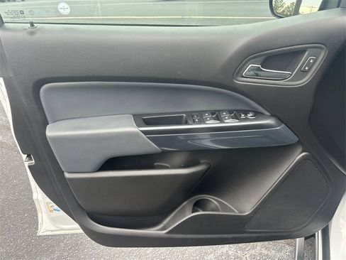 Used 2019 Chevrolet Colorado Z71 image 11