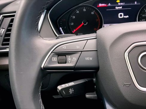 Used 2021 Audi Q5 Premium w/ Convenience Package image 23