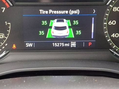 Certified 2022 Cadillac XT5 Premium Luxury image 24